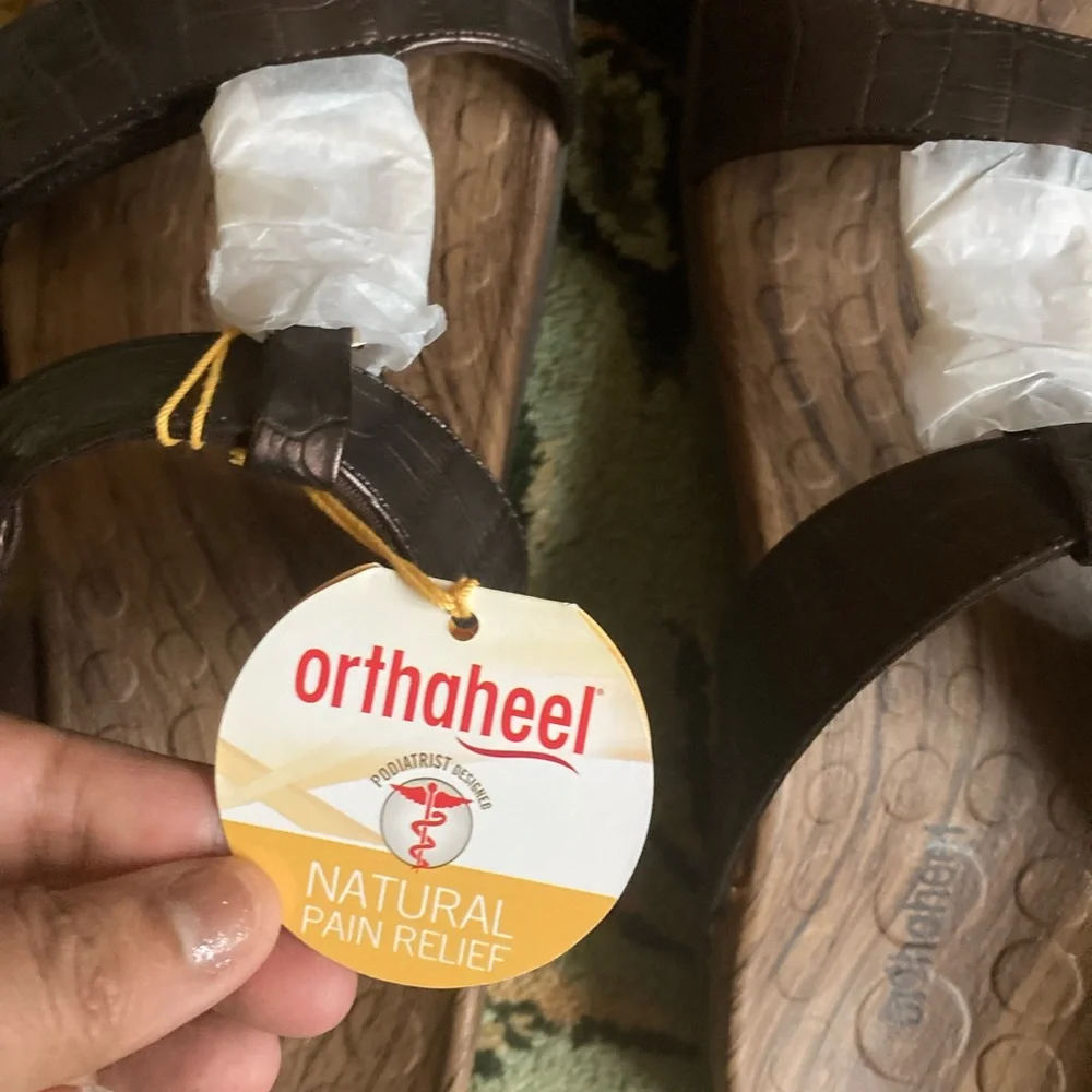 NIB Orthaheel Adjustable Layla Sandals Brandy Sz 10